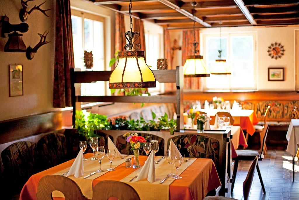 Landhotel Gasthof Wittstaig Gundelfingen  Bagian luar foto